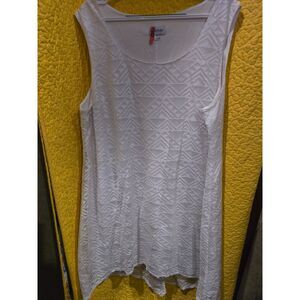 EUC Avenue Hi-Lo White Dress Sz 22/24